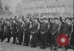 Standbild Tschechoslowakei Säuberung Prag Tschechoslowakei, 1948, aus Sekunde 33 historischem Filmmaterial Videoclip 65675078473