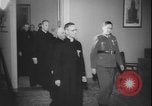Standbild Tschechoslowakei Säuberung Prag Tschechoslowakei, 1948, aus Sekunde 57 historischem Filmmaterial Videoclip 65675078473