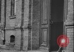 Standbild Hadamar Euthanasie Hadamar Deutschland, 1945, aus Sekunde 21 historischem Filmmaterial Videoclip 65675078479