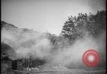 Image feu de village Îles Ryukyu d'Okinawa, 1945, de la seconde 26 séquences d'archives historiques vidéo 65675078489