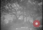 Image feu de village Îles Ryukyu d'Okinawa, 1945, de la seconde 27 séquences d'archives historiques vidéo 65675078489