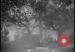 Image feu de village Îles Ryukyu d'Okinawa, 1945, de la seconde 28 séquences d'archives historiques vidéo 65675078489