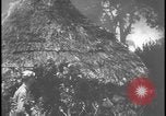 Image feu de village Îles Ryukyu d'Okinawa, 1945, de la seconde 46 séquences d'archives historiques vidéo 65675078489