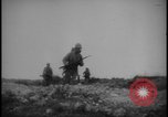 Image Marines Naha Îles Ryukyu d'Okinawa, 1945, de la seconde 7 séquences d'archives historiques vidéo 65675078492
