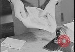 Standbild V-Mail United States USA, 1944, aus Sekunde 45 historischem Filmmaterial Videoclip 65675078494