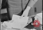 Standbild V-Mail United States USA, 1944, aus Sekunde 50 historischem Filmmaterial Videoclip 65675078494