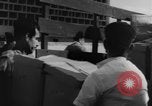 Standbild Die Vereinigten Staaten brechen die diplomatischen Beziehungen Havanna Kuba, 1961, aus Sekunde 62 historischem Filmmaterial Videoclip 65675078508