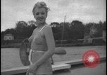 Image Modèles de maillots de bain Paris France, 1938, de la seconde 21 séquences d'archives historiques vidéo 65675078537