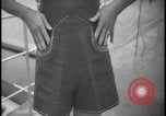 Image Modèles de maillots de bain Paris France, 1938, de la seconde 58 séquences d'archives historiques vidéo 65675078537