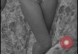 Image Modèles de maillots de bain Paris France, 1938, de la seconde 60 séquences d'archives historiques vidéo 65675078537