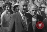 Standbild Lyndon B Johnson Thessaloniki Griechenland, 1962, aus Sekunde 13 historischem Filmmaterial Videoclip 65675078552