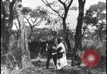 Image David Livingstone meurt Zambie, 1925, de la seconde 17 séquences d'archives historiques vidéo 65675078577