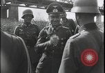 Standbild Deutsche dringen in Danzig Zweiter Weltkrieg ein Danzig Polen, 1939, aus Sekunde 25 historischem Filmmaterial Videoclip 65675078581