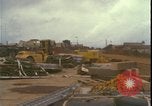 Standbild C-130 Landung Vietnamkrieg Khe Sanh Vietnam, 1968, aus Sekunde 3 historischem Filmmaterial Videoclip 65675078592