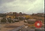 Standbild C-130 Landung Vietnamkrieg Khe Sanh Vietnam, 1968, aus Sekunde 4 historischem Filmmaterial Videoclip 65675078592