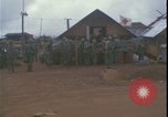 Standbild Vietnam Krieg verwundet evakuiert Khe Sanh Vietnam, 1968, aus Sekunde 8 historischem Filmmaterial Videoclip 65675078593
