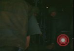 Standbild Vietnam Krieg verwundet evakuiert Khe Sanh Vietnam, 1968, aus Sekunde 27 historischem Filmmaterial Videoclip 65675078593