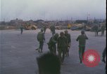 Standbild Vietnam Krieg verwundet evakuiert Khe Sanh Vietnam, 1968, aus Sekunde 32 historischem Filmmaterial Videoclip 65675078593