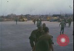 Standbild Vietnam Krieg verwundet evakuiert Khe Sanh Vietnam, 1968, aus Sekunde 34 historischem Filmmaterial Videoclip 65675078593