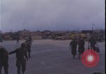 Standbild Vietnam Krieg verwundet evakuiert Khe Sanh Vietnam, 1968, aus Sekunde 58 historischem Filmmaterial Videoclip 65675078593