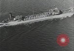 Standbild Blimp Bomben u-Boote Atlantik, 1943, aus Sekunde 32 historischem Filmmaterial Videoclip 65675078597