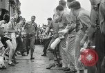 Standbild Antenne raid-Japanischen base Pazifischer Ozean, 1944, aus Sekunde 44 historischem Filmmaterial Videoclip 65675078598