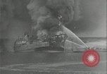 Standbild Schiffe in Brand Europäische Theater, 1944, aus Sekunde 40 historischem Filmmaterial Videoclip 65675078604