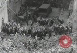 Standbild Schiffe in Brand Europäische Theater, 1944, aus Sekunde 43 historischem Filmmaterial Videoclip 65675078604