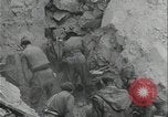 Standbild Schiffe in Brand Europäische Theater, 1944, aus Sekunde 45 historischem Filmmaterial Videoclip 65675078604