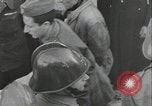Standbild Schiffe in Brand Europäische Theater, 1944, aus Sekunde 55 historischem Filmmaterial Videoclip 65675078604