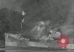 Standbild Schiffe in Brand Europäische Theater, 1944, aus Sekunde 59 historischem Filmmaterial Videoclip 65675078604
