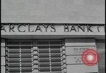 Immagine di Barclays Banca bombardamenti dopo Haifa Palestina Haifa Palestina, 1947, secondo 16 filmato di repertorio 65675078614