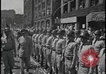 Standbild Douglas MacArthur Boston Massachusetts USA, 1951, aus Sekunde 20 historischem Filmmaterial Videoclip 65675078618