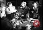 Immagine di I soldati degli Stati Uniti giocano a poker Iran, 1944, secondo 5 filmato di repertorio 65675078628