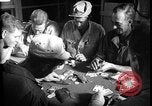Immagine di I soldati degli Stati Uniti giocano a poker Iran, 1944, secondo 16 filmato di repertorio 65675078628