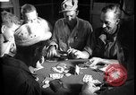 Immagine di I soldati degli Stati Uniti giocano a poker Iran, 1944, secondo 23 filmato di repertorio 65675078628