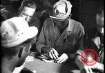Immagine di I soldati degli Stati Uniti giocano a poker Iran, 1944, secondo 50 filmato di repertorio 65675078628