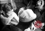Immagine di I soldati degli Stati Uniti giocano a poker Iran, 1944, secondo 55 filmato di repertorio 65675078628