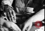 Immagine di I soldati degli Stati Uniti giocano a poker Iran, 1944, secondo 62 filmato di repertorio 65675078628