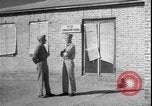 Immagine di Ufficiali degli Stati Uniti Iran Teheran Iran, 1944, secondo 45 filmato di repertorio 65675078629