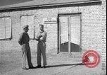 Immagine di Ufficiali degli Stati Uniti Iran Teheran Iran, 1944, secondo 61 filmato di repertorio 65675078629