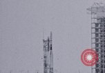 Immagine di fallimento strutturale missilistico California United States USA, 1966, secondo 28 filmato di repertorio 65675078679