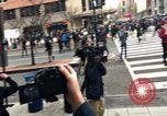 Image Les manifestants de Donald Trump s'opposent à la police 2017 Washington DC USA, 2017, de la seconde 13 séquences d'archives historiques vidéo 65675078680