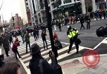 Image Les manifestants de Donald Trump s'opposent à la police 2017 Washington DC USA, 2017, de la seconde 17 séquences d'archives historiques vidéo 65675078680