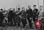 Immagine di Il maresciallo Joffre premia la prima guerra mondiale Francia, 1916, secondo 8 filmato di repertorio 65675078701