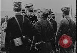 Immagine di Il maresciallo Joffre premia la prima guerra mondiale Francia, 1916, secondo 16 filmato di repertorio 65675078701