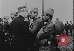 Immagine di Il maresciallo Joffre premia la prima guerra mondiale Francia, 1916, secondo 19 filmato di repertorio 65675078701
