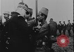 Immagine di Il maresciallo Joffre premia la prima guerra mondiale Francia, 1916, secondo 28 filmato di repertorio 65675078701