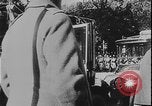 Image Le roi George V visite la première Guerre mondiale de France France, 1916, de la seconde 19 séquences d'archives historiques vidéo 65675078702