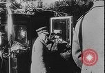 Image Le roi George V visite la première Guerre mondiale de France France, 1916, de la seconde 20 séquences d'archives historiques vidéo 65675078702